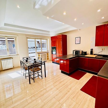 Luxurious Flat Close To The Vatican/Metro Рим Екстериор снимка
